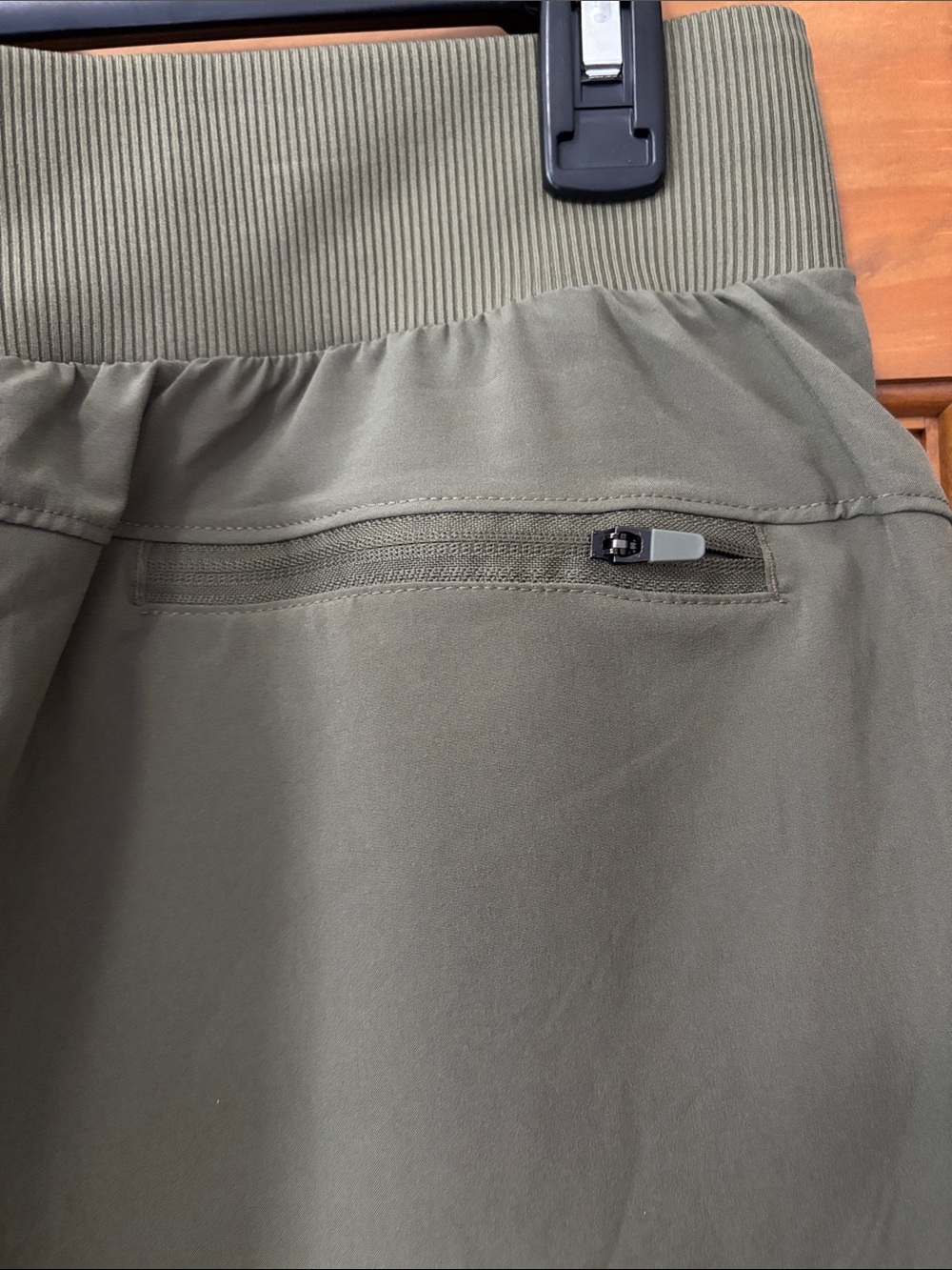 M all in motion Women’s Olive Active Skort with Drawstring Waist - Picture 4 of 5